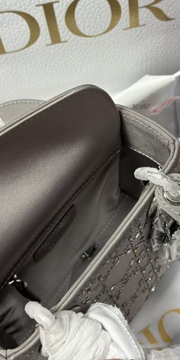 02298664ed738d75ef96de0a60d3cdfc