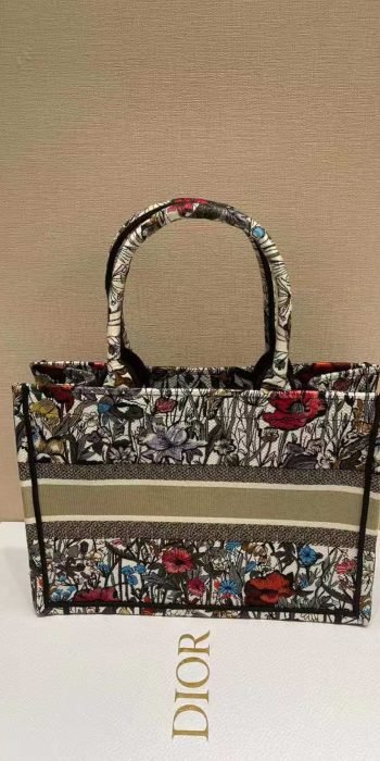 15311c75baa8511a0a3ce405c6e2b151