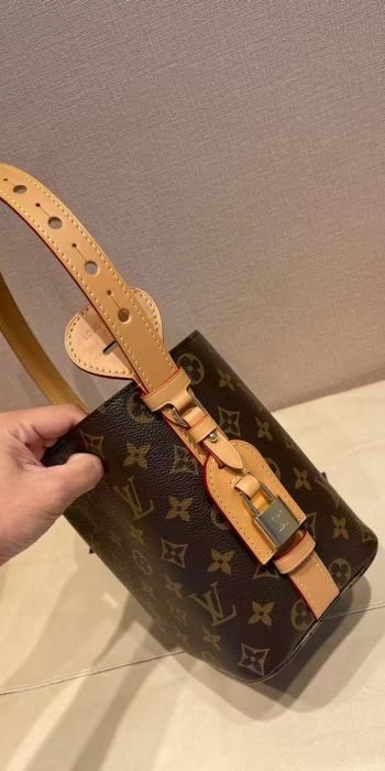 17c6bbb699ce3b814d8da6c96b5ffb7b