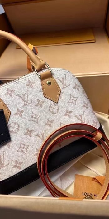 1eed58044dcb8b56b1c66ca2406d962a