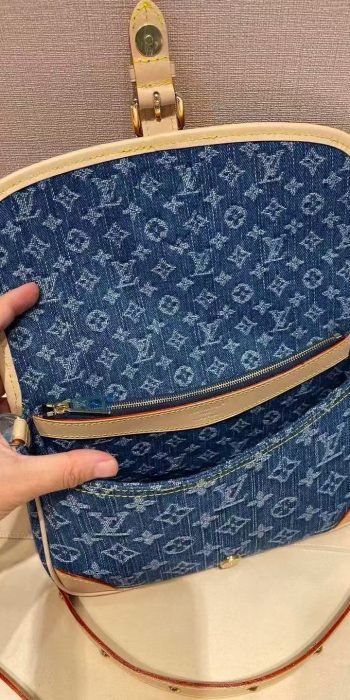 322bcda94ab74b9d5d0af7c32bcace9b