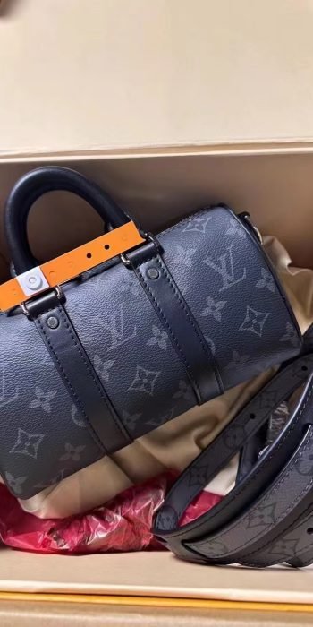 32f0c80aeb04600703537791e691e1ef