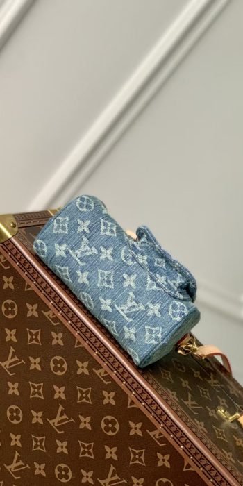 5084bf884c3e8f952e7dc3f64837201d