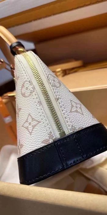 51f5492c8b4a78e443b4f128f4cb8a17