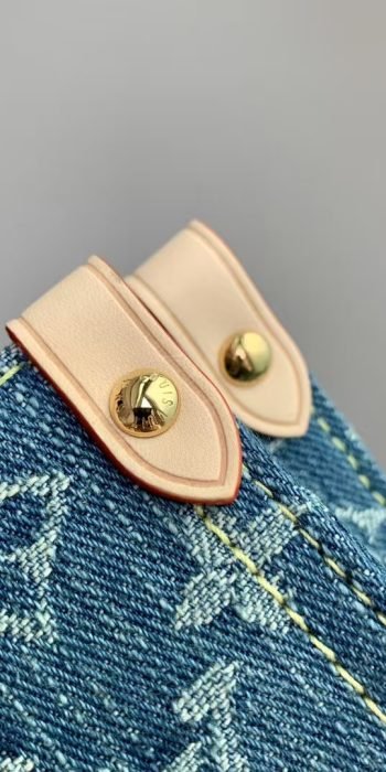 70b8638439d1cac8c7e06c1e99fe179e