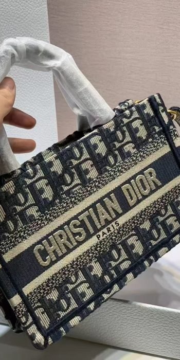 7c98d7c74d4c8c050417aebae2e9480e