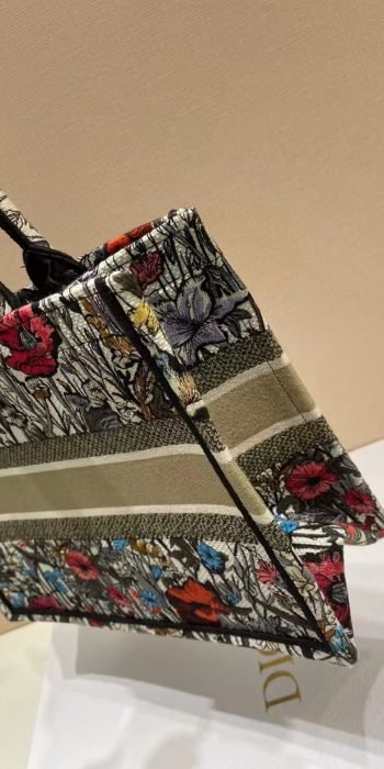 86e6d2fc5578d22a0e45f25e6d5f84a2