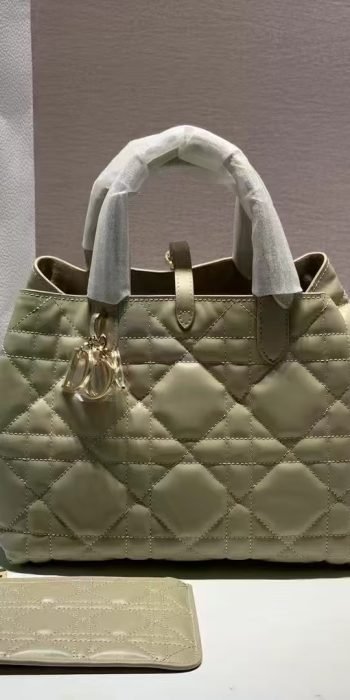 977c58f5d9a727de3a30426134ef4f2a