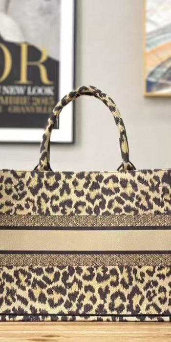 a021cc89ccc5340b50653fc1b9f254f4