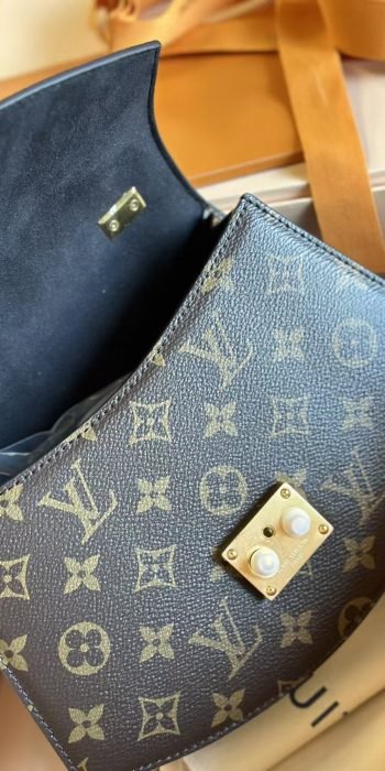 b2200c0ceabefcfbefcd0f2984a5298c