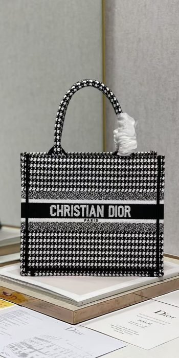 b66d45fde98d630e1eda2f9fa0c40d43