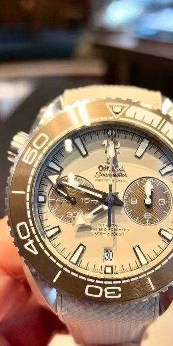 b7f399346b9643e2ba1982d2e243e55c