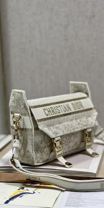 c4a60140ded4649ead338851ddd11ca4