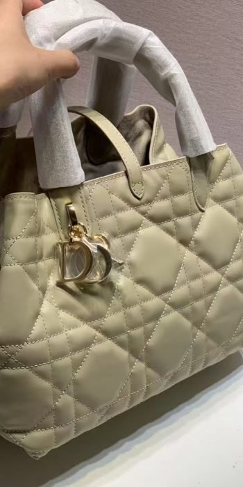 c64249526039f77d124aeadbdd147e36