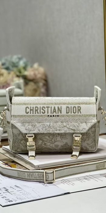 cc683343e4f95f26ebbd7fbba03bc6c8