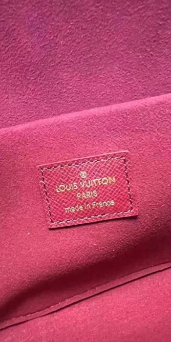 d41f88274c7bee46f5a1a8f51e138e40