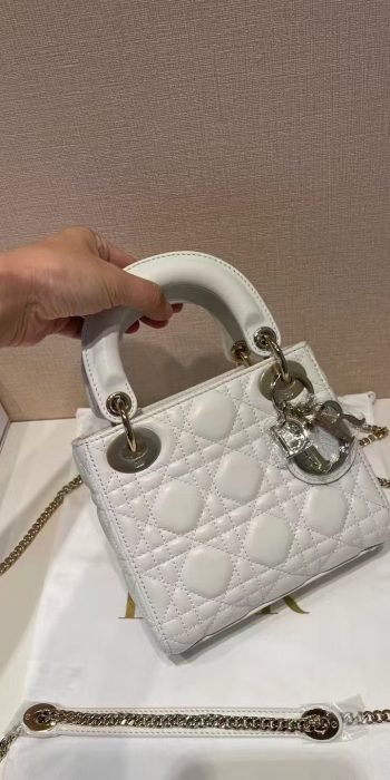 d9ac83abb6603604524de7cdf9d1a7c8