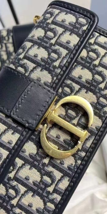 ee4525a0b5a606fdc85ca24500bcc696